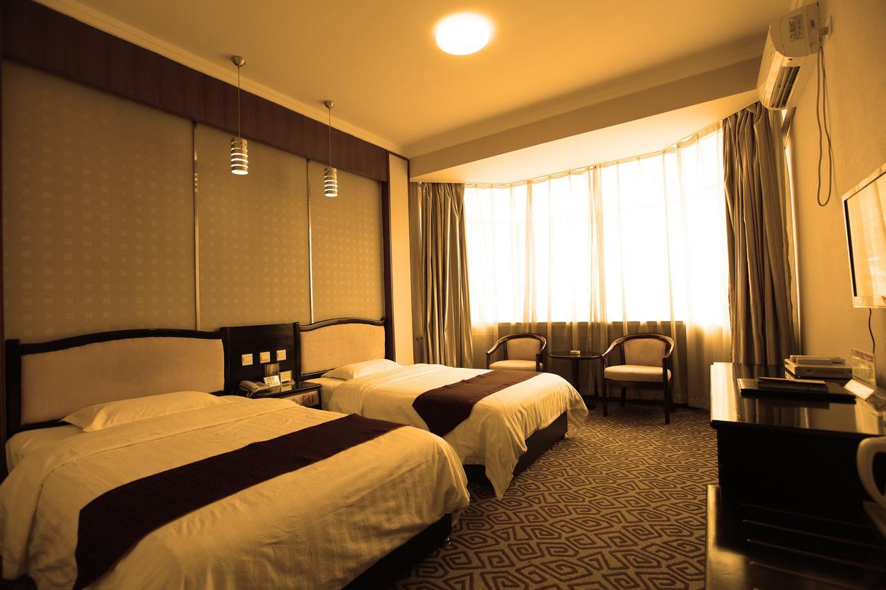 Huashan Jinsui Hotel Huayin Exterior photo
