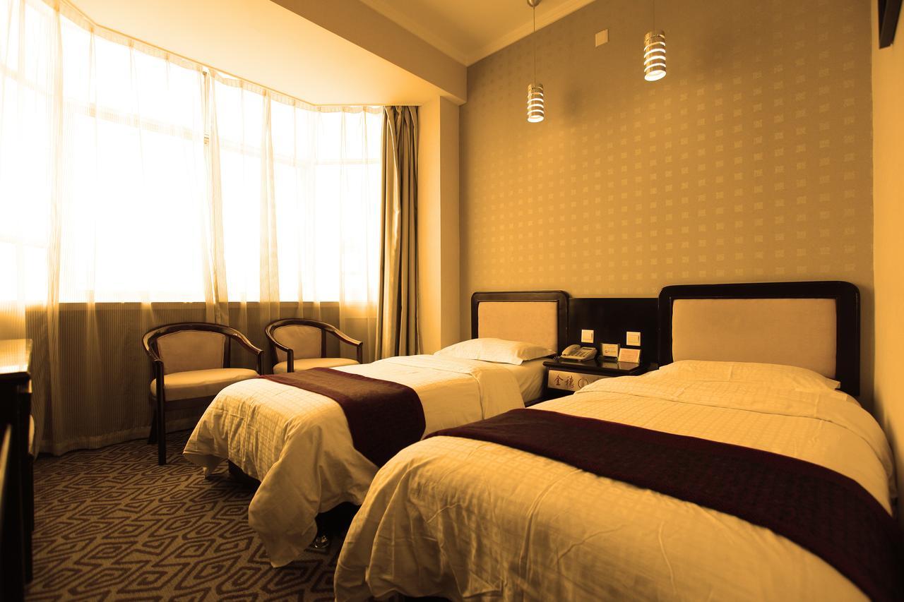 Huashan Jinsui Hotel Huayin Exterior photo