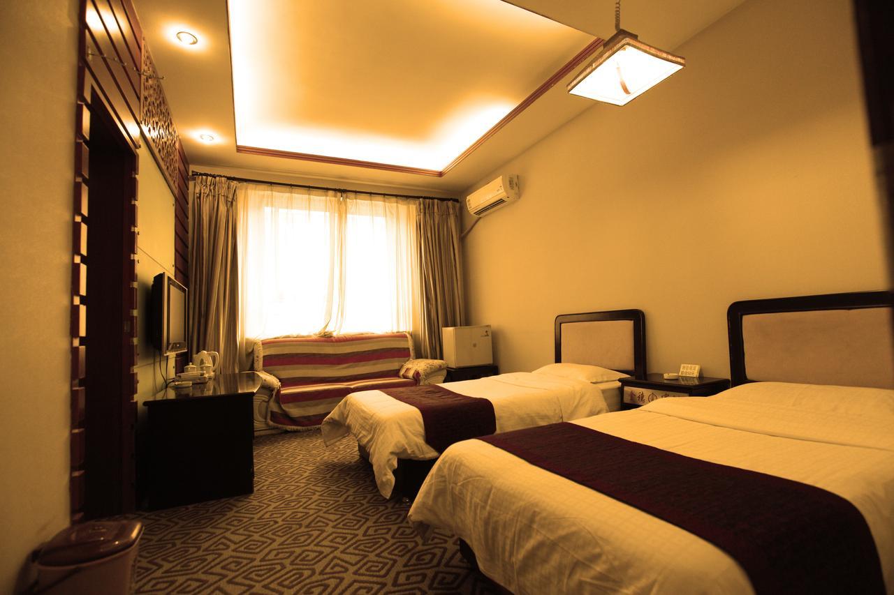 Huashan Jinsui Hotel Huayin Exterior photo